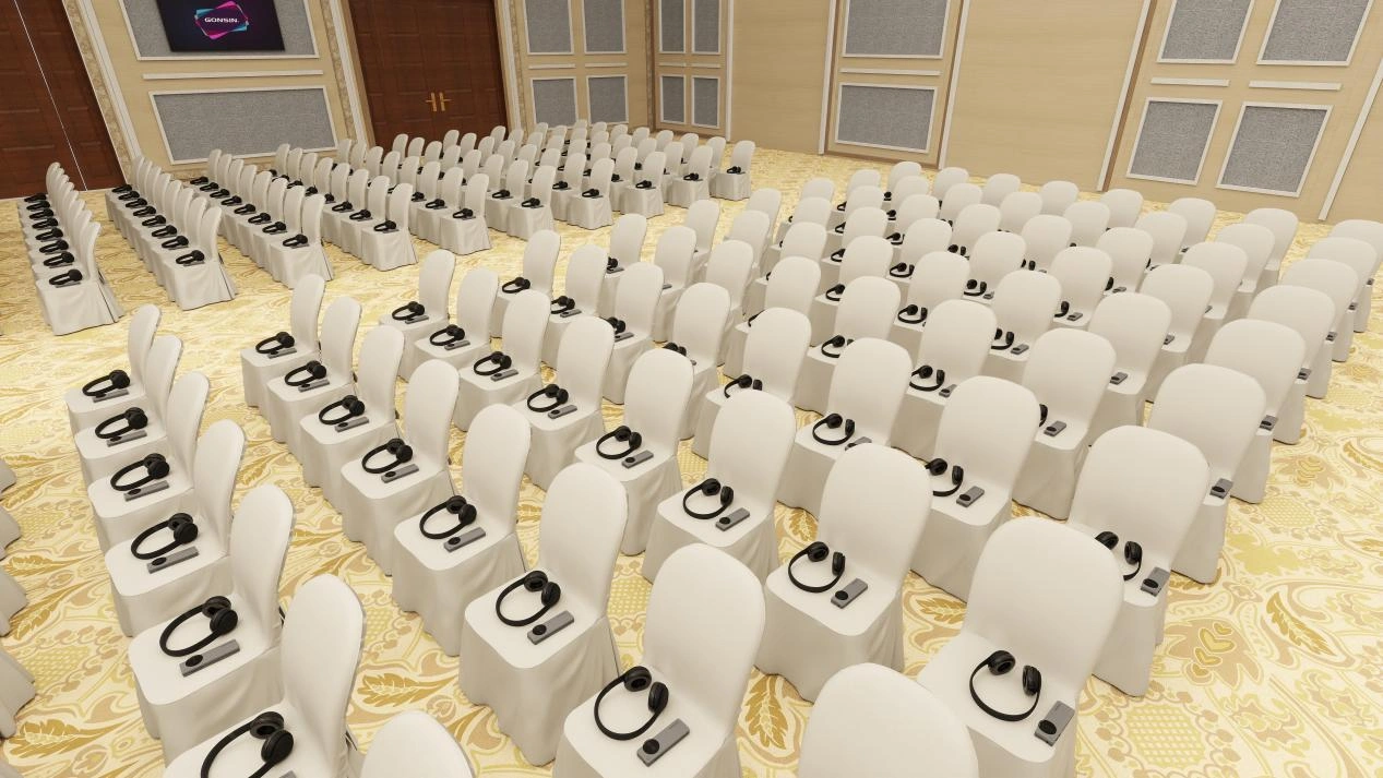 Theater-style Layout